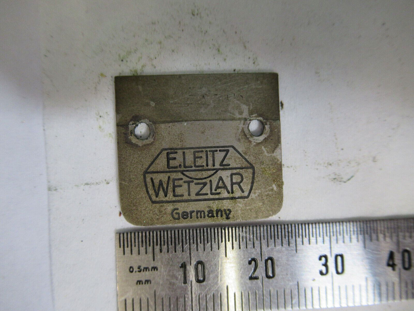 ANTIQUE MICROSCOPE PART ERNST LEITZ GERMANY NAME PLATE AS PICTURED Z9-A-201