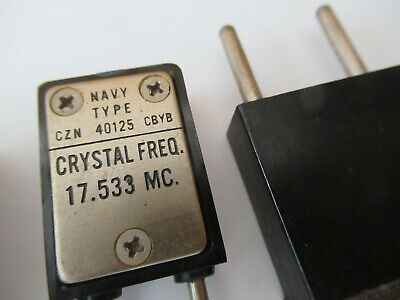 LOT ANTIQUE QUARTZ CRYSTAL MOTOROLA NAVY PIEZO FREQUENCY AS PICTURED &F2-A-206