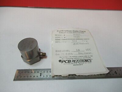 PCB PIEZOTRONICS MODEL 351B31 ACCELEROMETER 50mV/g LOW BIAS VIBE SENSOR Q1-A-26