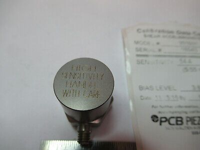 PCB PIEZOTRONICS MODEL 351B31 ACCELEROMETER 50mV/g LOW BIAS VIBE SENSOR Q1-A-26