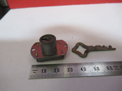 NIKON JAPAN LOCK + KEY ASSEMBLY for wood MICROSCOPE BOX AS PICTURED S6-A-59