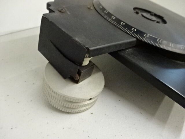 FOR PARTS MICROSCOPE STAGE SPECIMEN TABLE MICROMETER XY ROTATABLE AS IS #TC1-I