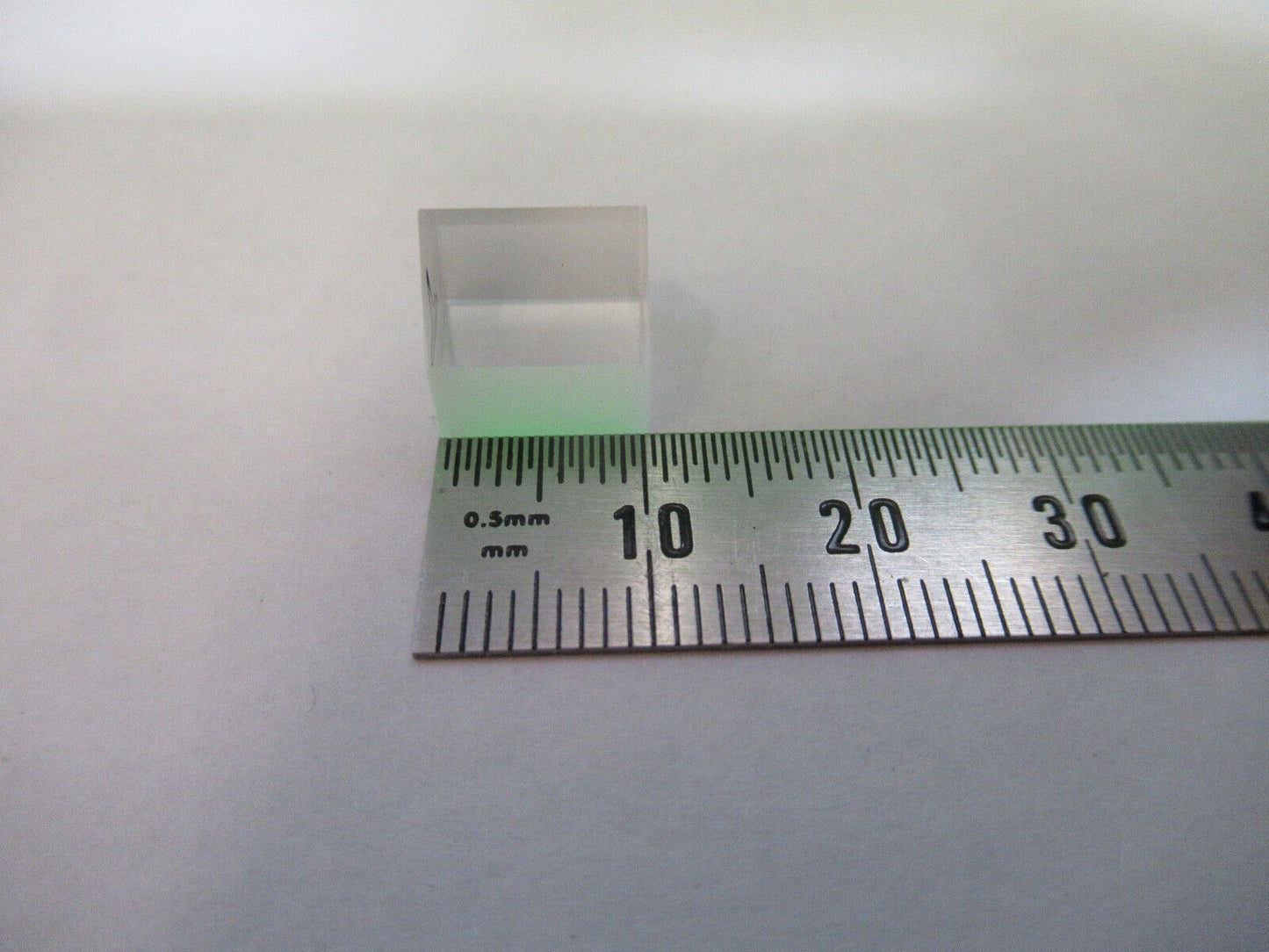 OPTICAL MINI GLASS PRISM OPTICS AS PICTURED Z5-C-45