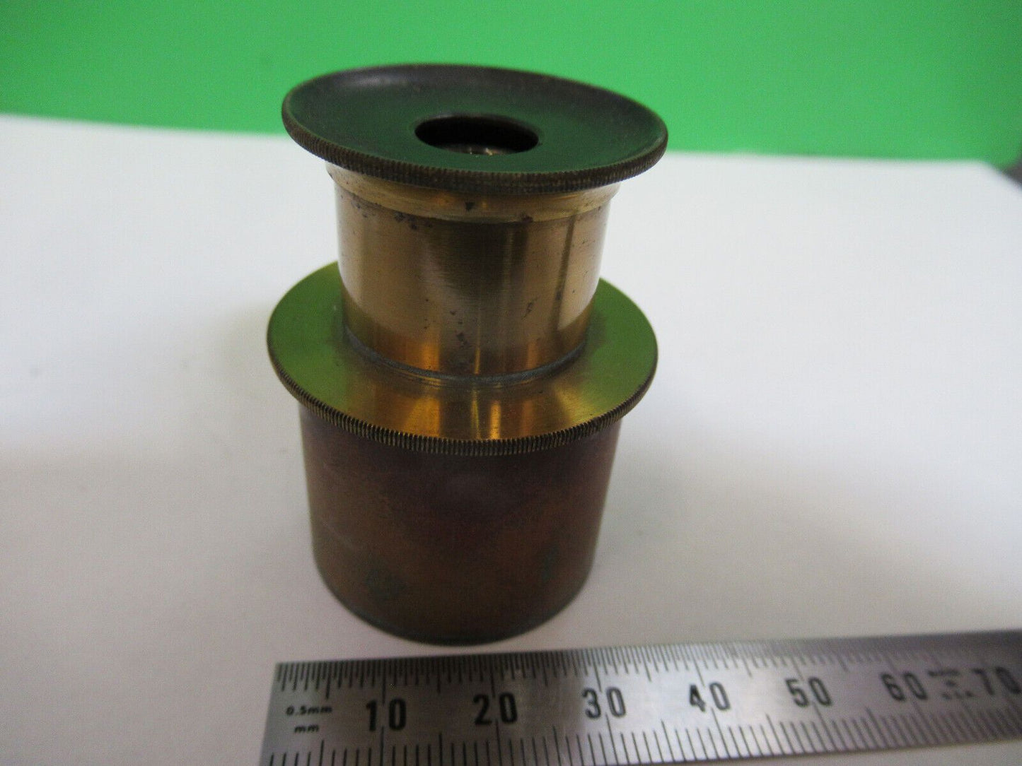 ANTIQUE BRASS RARE UK ENGLAND EYEPIECE MICROSCOPE PART AS PICTURED P2-B-28