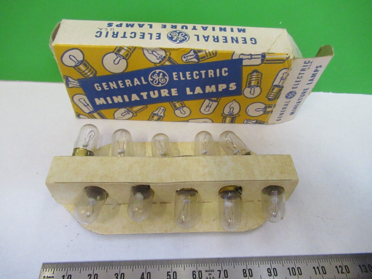 LOT 10 PCS GE GENERAL ELECTRIC 1487 14V LAMP BULB AS PICTURED 8X-A-48