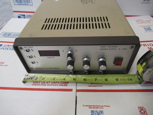 PHYSIK INSTRUMENTE P-263 PIEZO HIGH VOLTAGE GERMAN POWER SUPPLY AS PICTURED TD-4