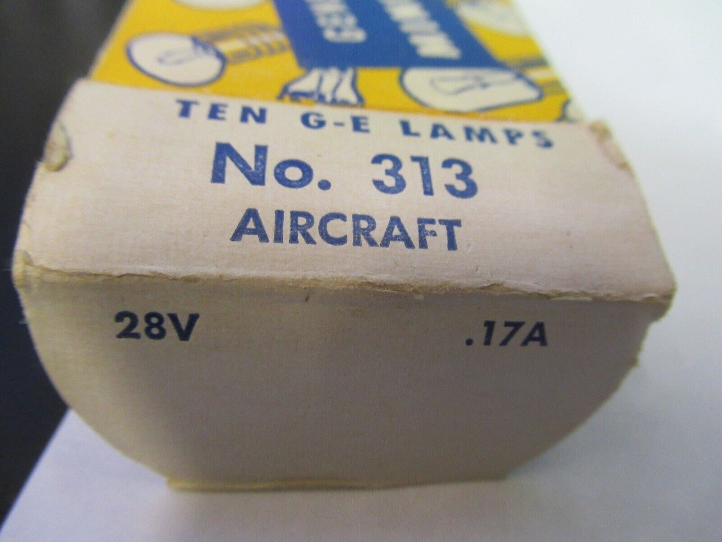 LOT 2 PCS LAMP BULB AIRCRAFT 28V GE #313 AS PICTURED 8X-A-24