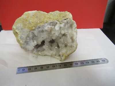 MINERAL GEODE SAMPLE QUARTZ  AS PICTURED OPTICS &P8-A-97