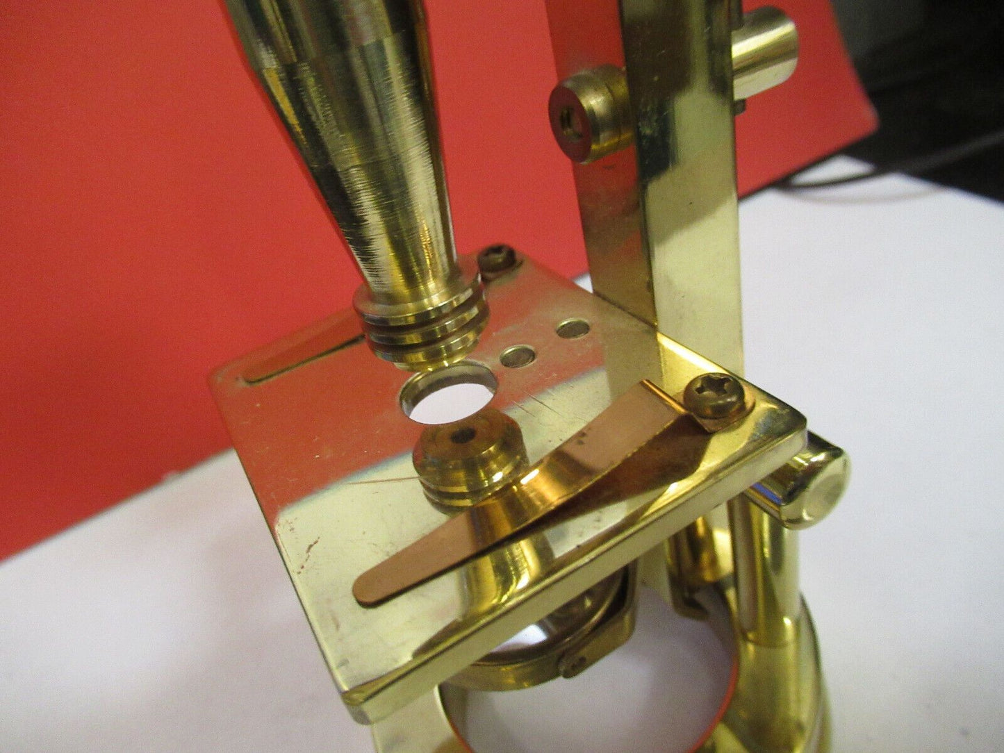 ANTIQUE DISPLAY BRASS COLLECTABLE MINI MICROSCOPE OPTICAL AS PICTURED &R3-C-31