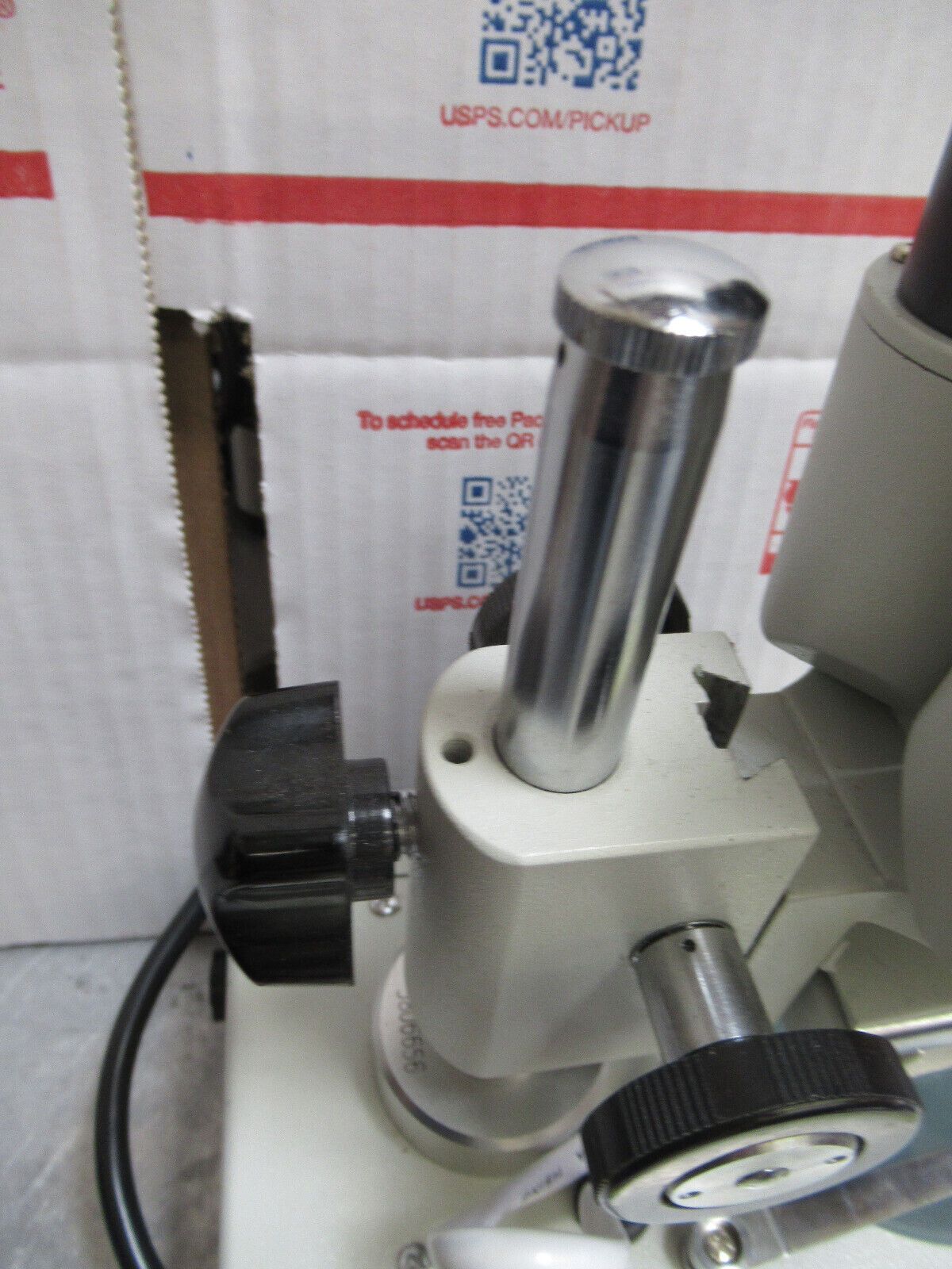 NATIONAL NICE STEREO MICROSCOPE GOOD CONDITION "READ BELOW" AS PICTURED &TC-3