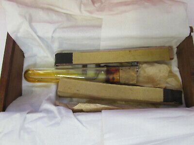 ANTIQUE BOX C. REICHERT AUSTRIA KEY OIL   MICROSCOPE PART AS PICTURED F6-B-114