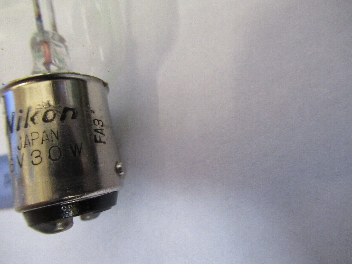 NIKON JAPAN 6V 30W LAMP BULB ILLUMINATOR MICROSCOPE PART 8X-A-11