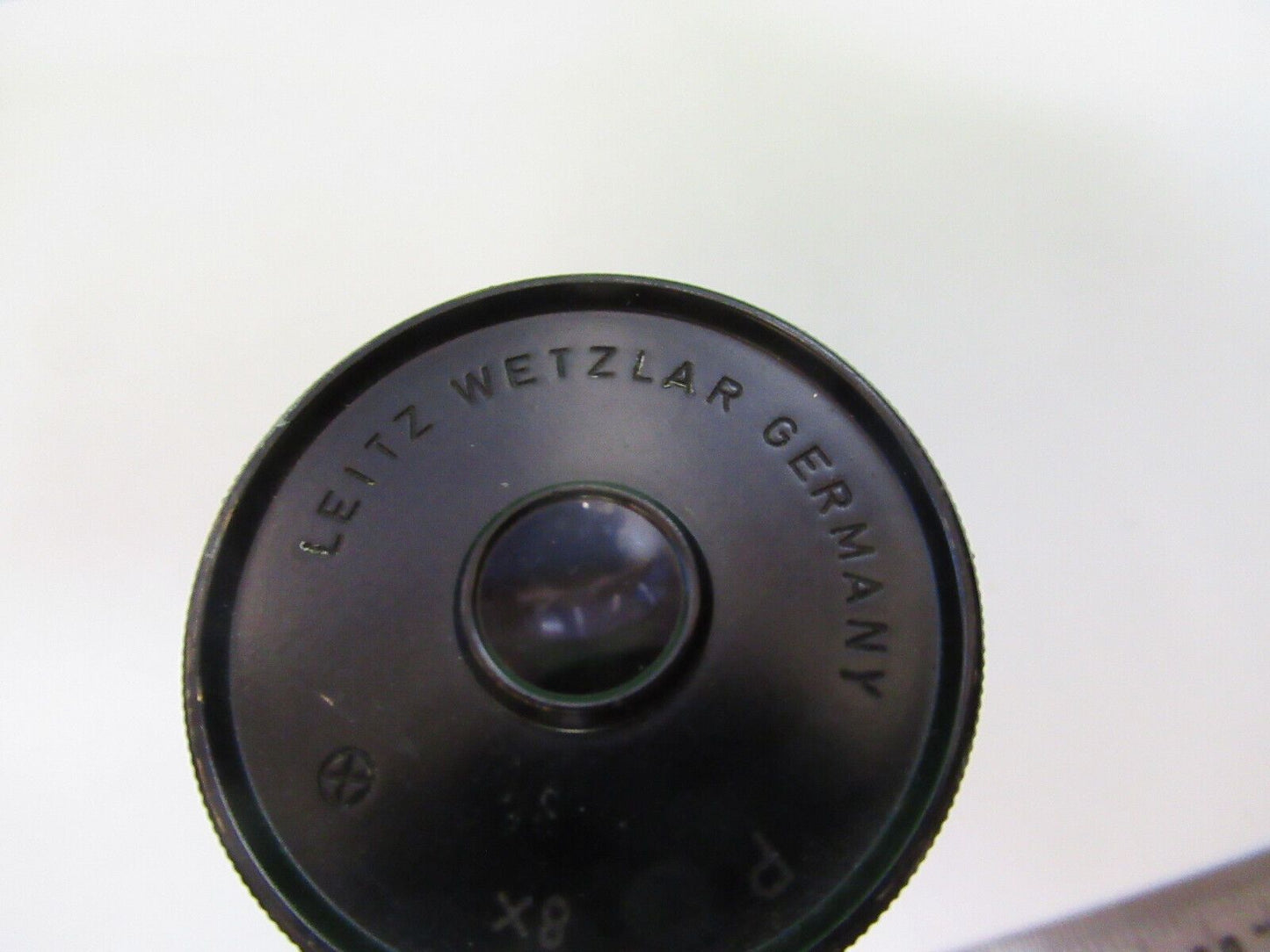 MICROSCOPE EYEPIECE OCULAR POL LEITZ GERMANY 8X OPTICS as pictured #S2-C-72