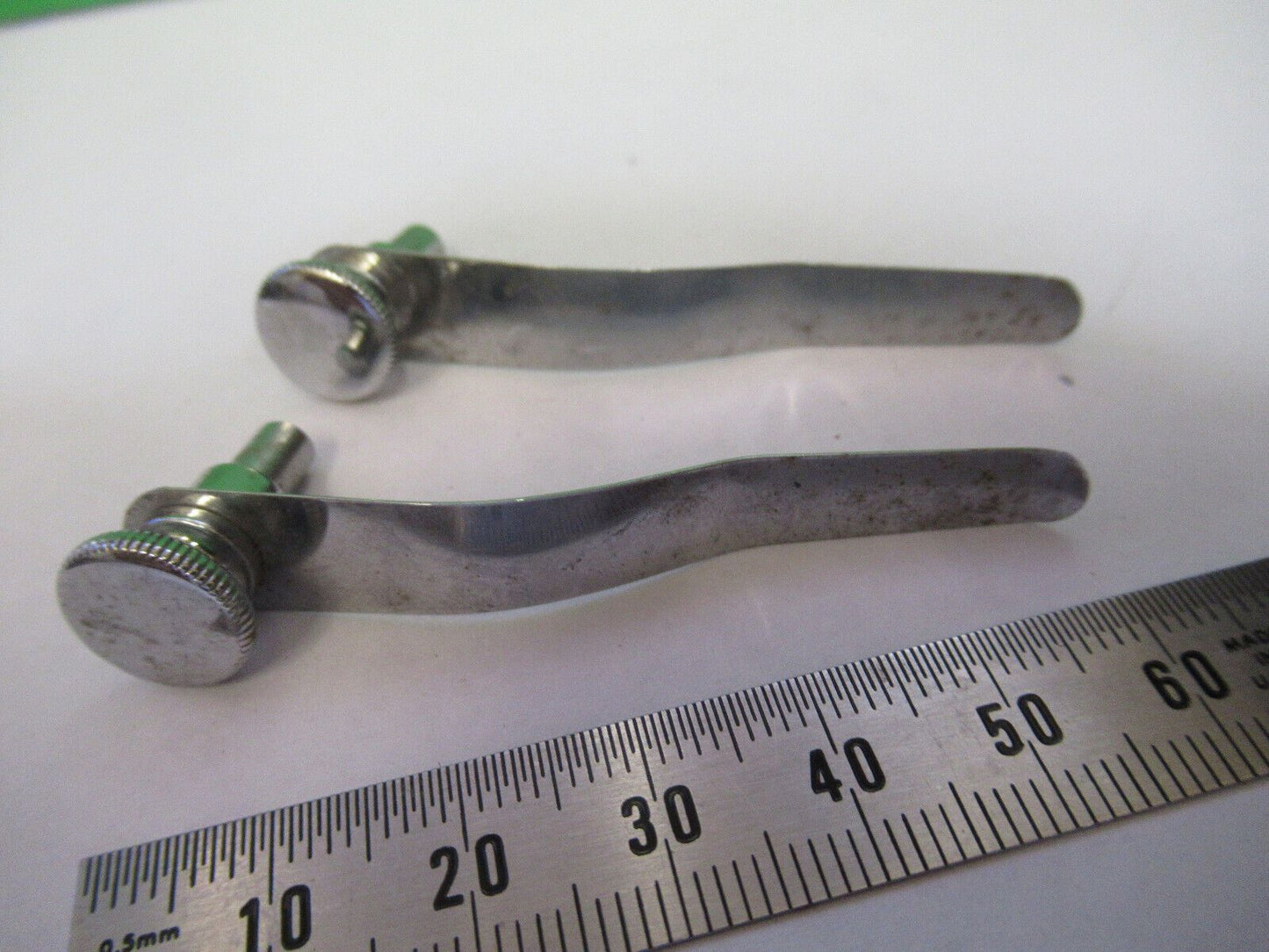 AO SPENCER PAIR CLIPS  ANTIQUE MICROSCOPE PART AS PICTURED #R1-A-61