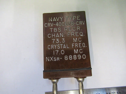 NAVY TYPE ANTIQUE QUARTZ CRYSTAL FREQUENCY CONTROL AS PICTURED Z6-A-76