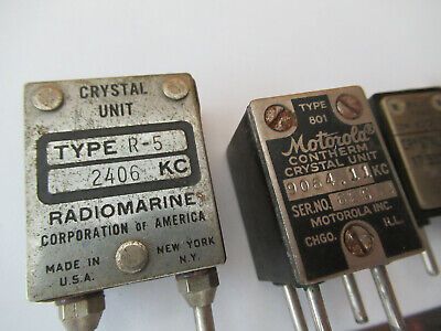 LOT ANTIQUE QUARTZ CRYSTAL MOTOROLA NAVY PIEZO FREQUENCY AS PICTURED &F2-A-206