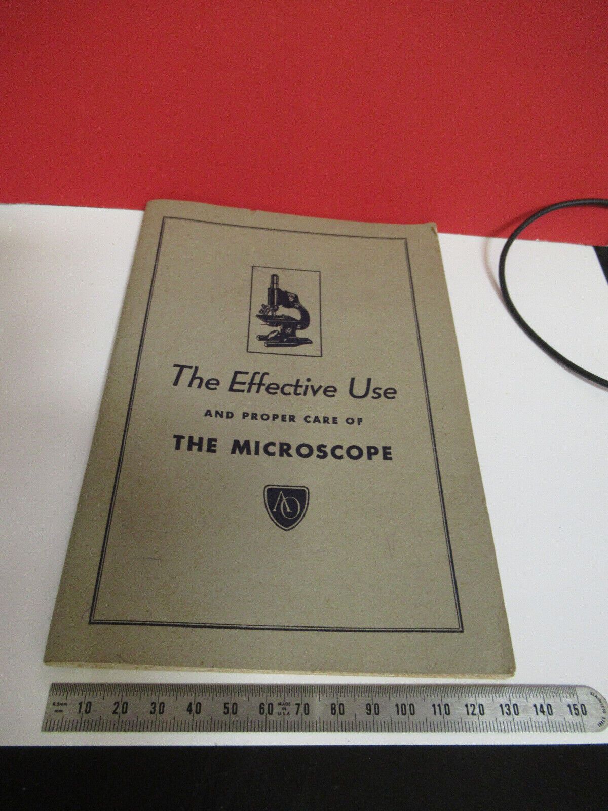 AO SPENCER BOOKLET 1941 ANTIQUE MICROSCOPE PART AS PICTURED Y4-A-27