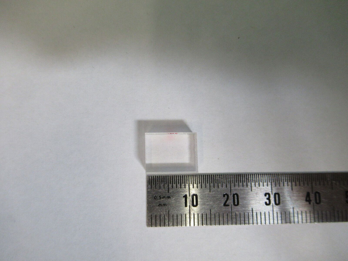 OPTICAL RARE GLASS PRISM deforming image OPTICS AS PICTURED Z5-C-41