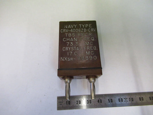 NAVY TYPE ANTIQUE QUARTZ CRYSTAL FREQUENCY CONTROL AS PICTURED Z6-A-76