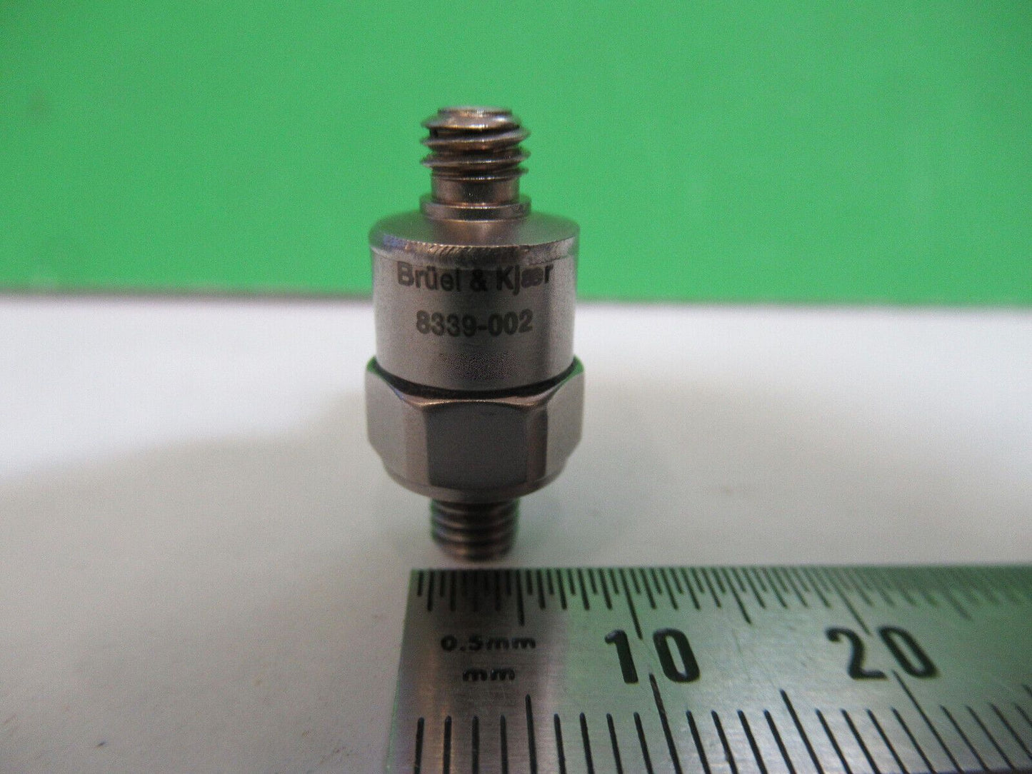 BRUEL KJAER 8339-002 ACCELEROMETER VIBRATION SENSOR 0.05 mV/g AS PICTURED W6-A81