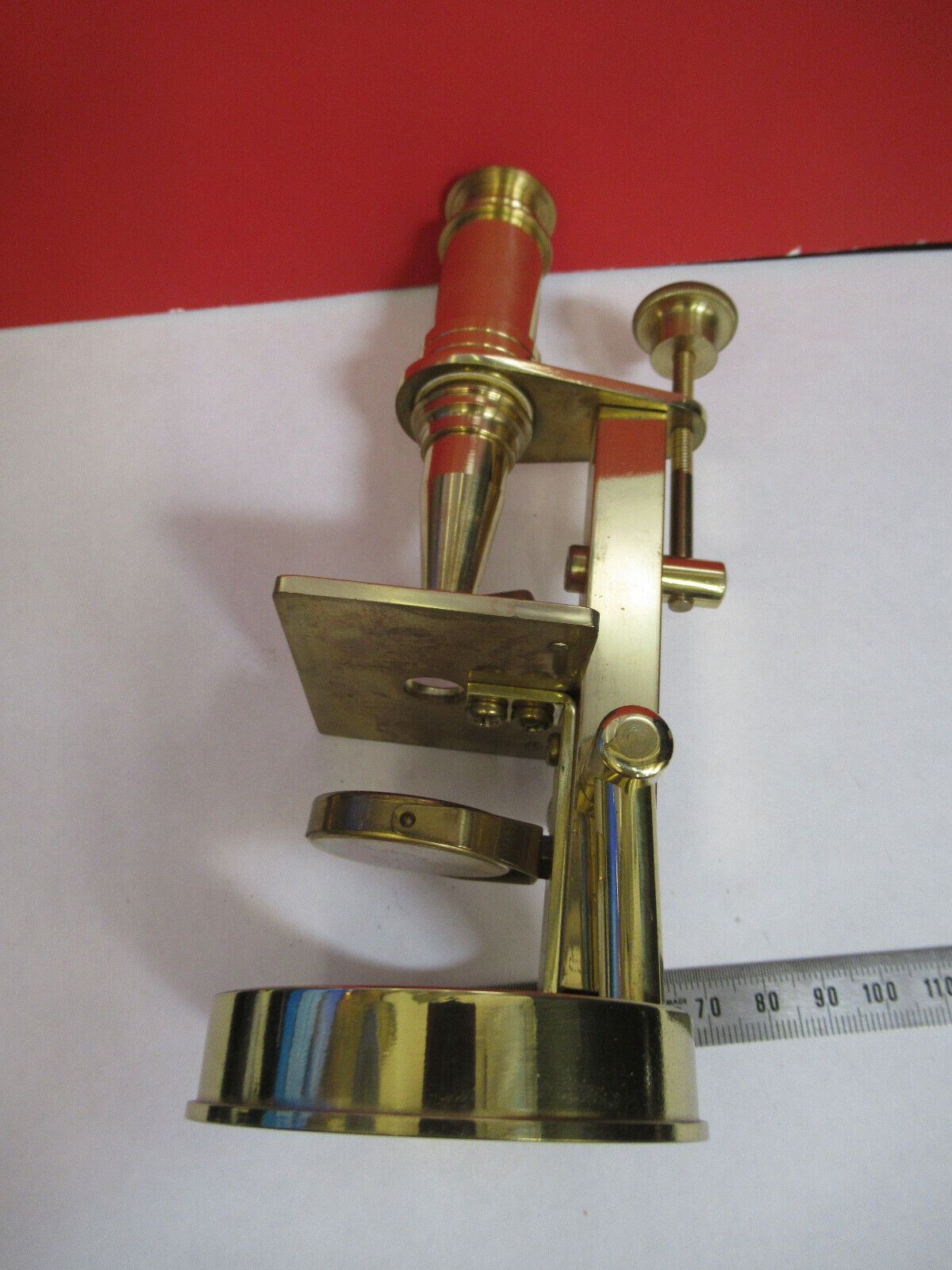 ANTIQUE DISPLAY BRASS COLLECTABLE MINI MICROSCOPE OPTICAL AS PICTURED &R3-C-31