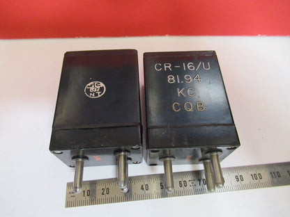 ANTIQUE QUARTZ CRYSTAL 81.94 PAIR FREQUENCY CONTROL RADIO AS PICTURED Q2-111