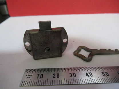 NIKON JAPAN LOCK + KEY ASSEMBLY for wood MICROSCOPE BOX AS PICTURED S6-A-59