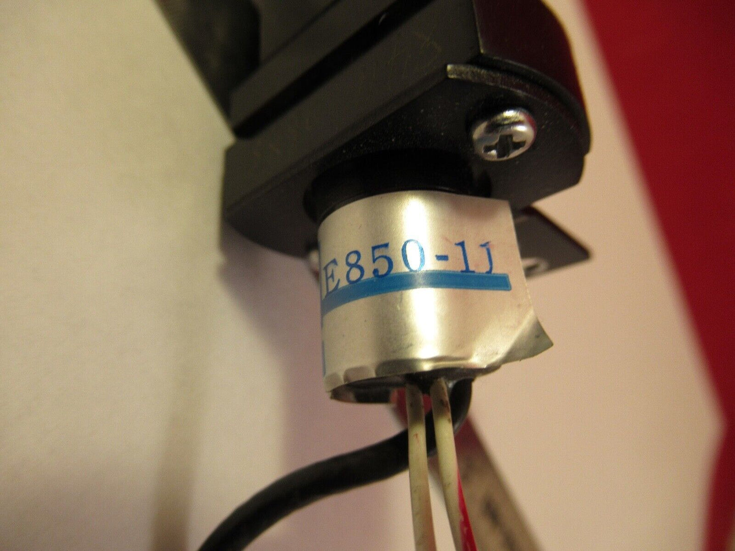 HAMAMATSU LIGHT SENSOR E850-11 OPTICAL LASER OPTICS AS PICTURED &FT-5-180