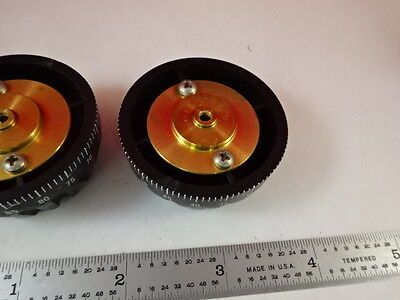 MICROSCOPE PART LEICA DMRB GERMANY PLASTIC KNOBS AS IS B#U1-C-03