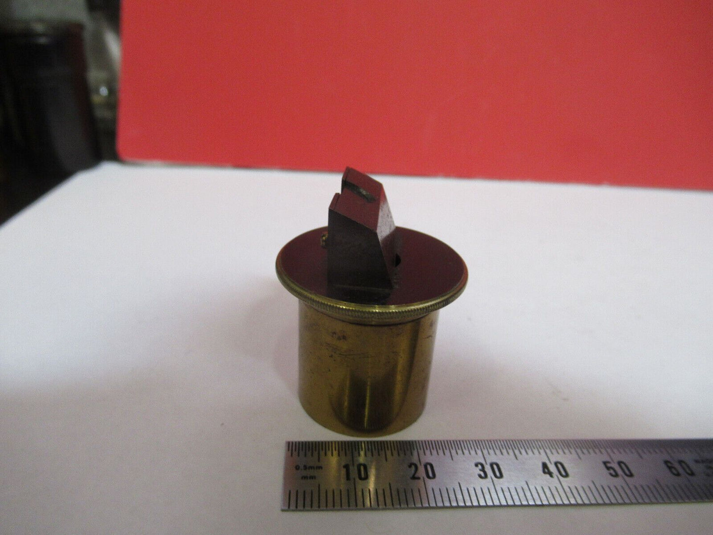 RARE ANTIQUE BRASS EYEPIECE OCULAR LENS UK MICROSCOPE PART AS PICTURED F8-A-67