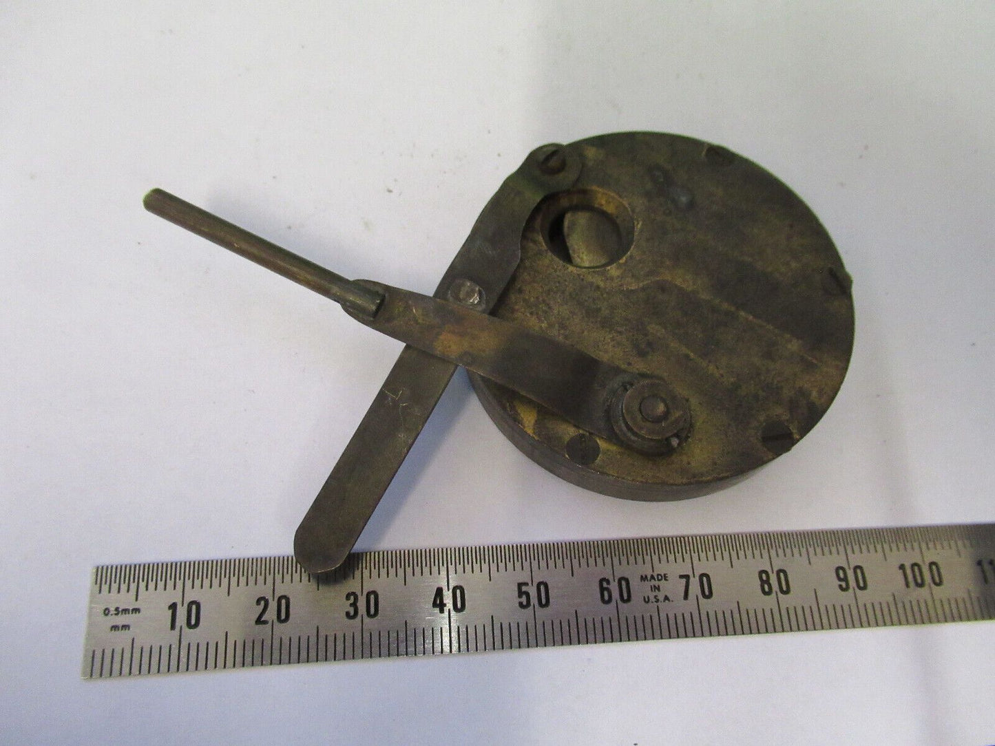 ANTIQUE BRASS SHUTTER UNKNOWN RARE COLLIMATOR SCOPE PART AS PICTURE Z4-B-92