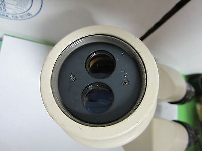 STEREO MICROSCOPE HEAD OLYMPUS PART 338909 OPTICS  WITHOUT EYEPIECE BIN#L4-14