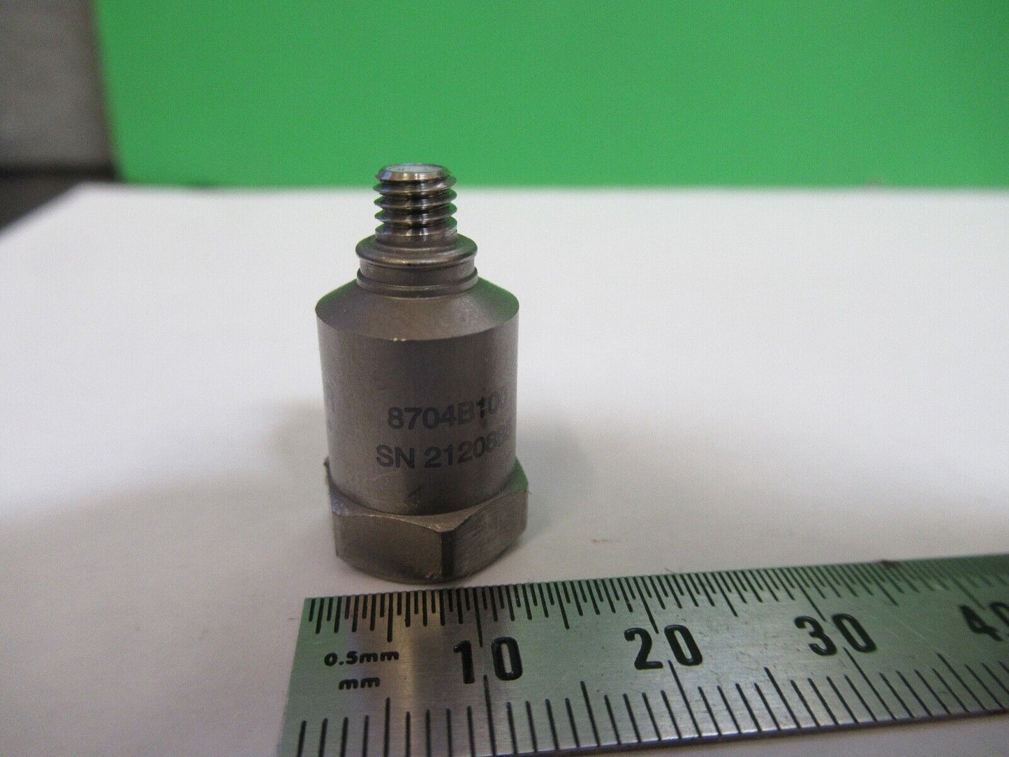 KISTLER K-BEAM ACCELEROMETER 8704B100 VIBRATION SENSOR AS PICTURED 6-DT-B-01