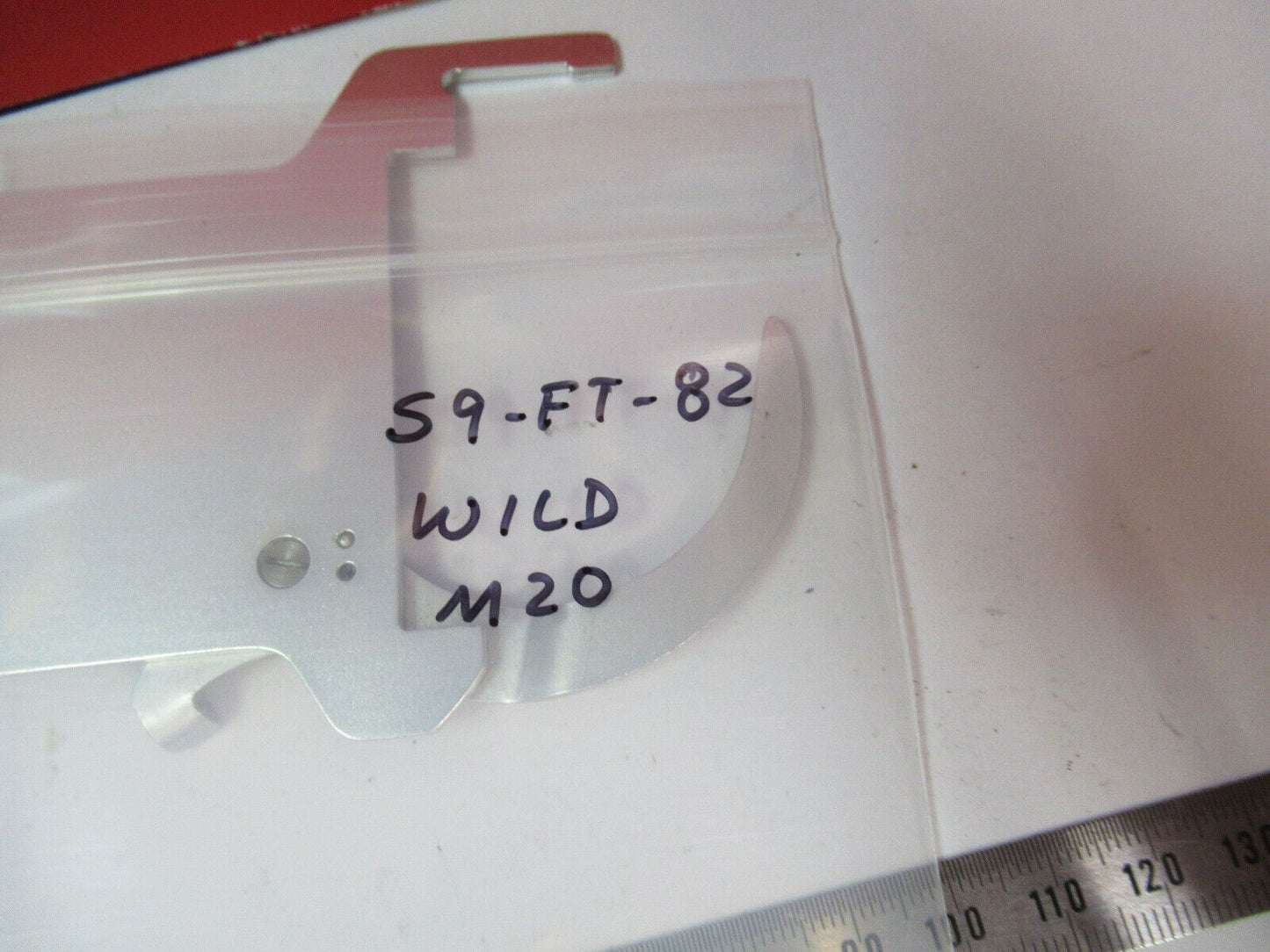 WILD M20 CLIP ASSEMBLY STAGE MICROSCOPE PART AS PICTURED S9-FT-82