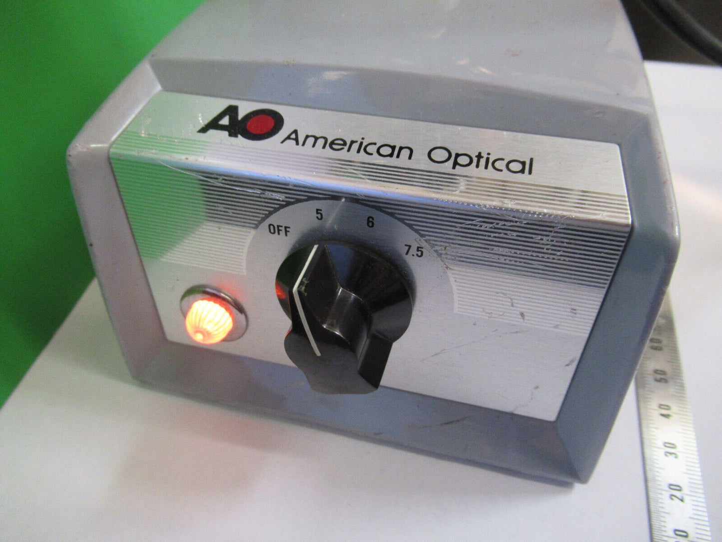 AO AMERICAN SPENCER LAMP ASSEMBLY OPTICS MICROSCOPE PART AS PICTURED #Z6-A-91