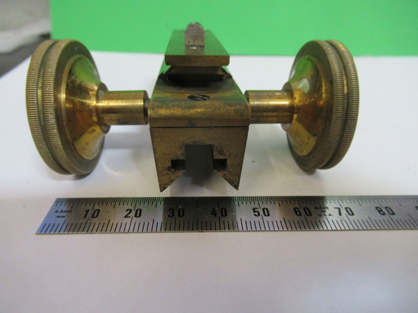 AO SPENCER BRASS SUBSTAGE KNOBS ANTIQUE MICROSCOPE PART AS PICTURED &H7-B-23