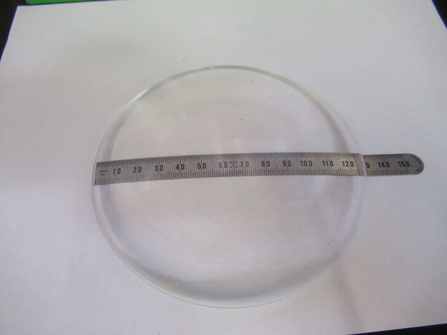 LARGE BI CONVEX PLASTIC LENS OPTICS MICROSCOPE PART AS PICTURED #R1-A-66