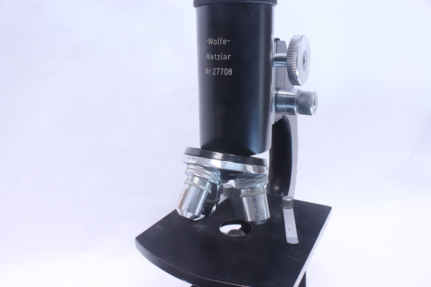 Vintage Wolfe Wetzlar Microscope (27708)