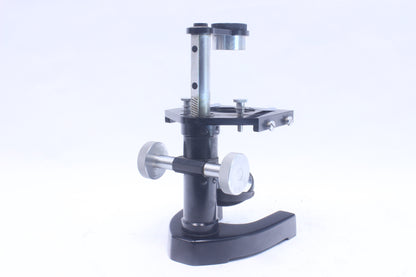 Vintage Leitz Wetzlar 6x Magnification Specimen Microscope