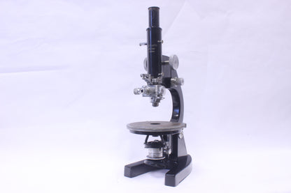 Vintage Ernst Leitz Wetzlar Polarizing (POL) Microscope (No. 478584)