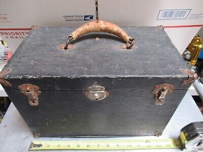 ANTIQUE LEITZ GERMANY 1800's EMPTY WOOD BOX MICROSCOPE PART AS PICTURED &TB-5-d