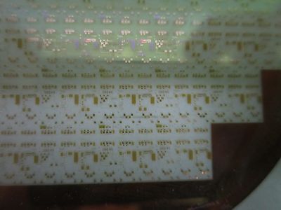 OPTICAL COMPONENTS ON WAFER IN SAPPHIRE SUBSTRATE OPTICS AS IS BIN#U8-33