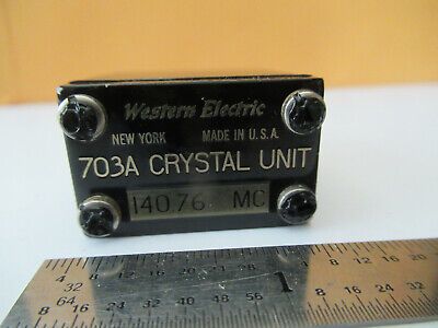 ANTIQUE QUARTZ CRYSTAL WESTERN ELECTRIC FREQUENCY CONTROL AS PICTURED F2-A-208