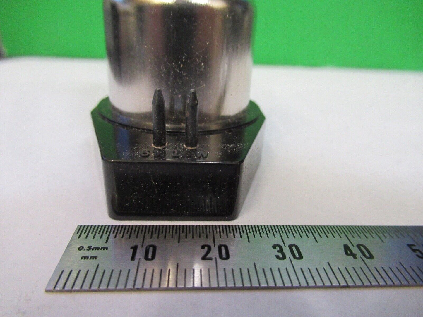 OLYMPUS JAPAN 6V 15W LAMP BULB ILLUMINATOR MICROSCOPE PART 8X-A-17