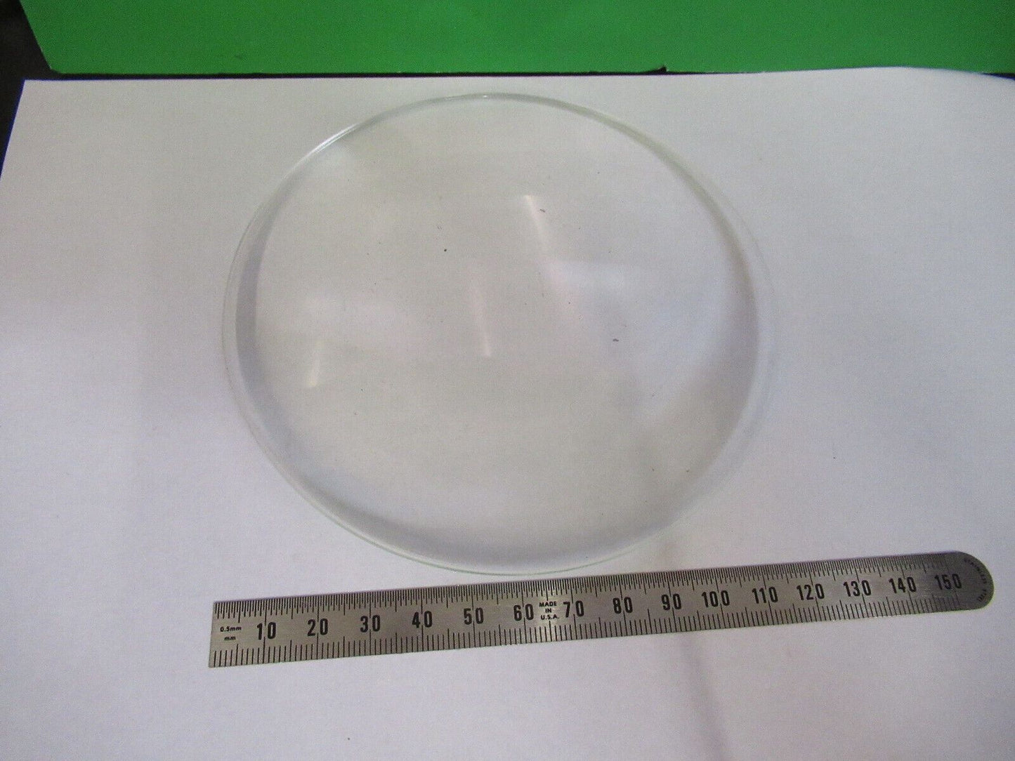 LARGE BI CONVEX PLASTIC LENS OPTICS MICROSCOPE PART AS PICTURED #R1-A-66