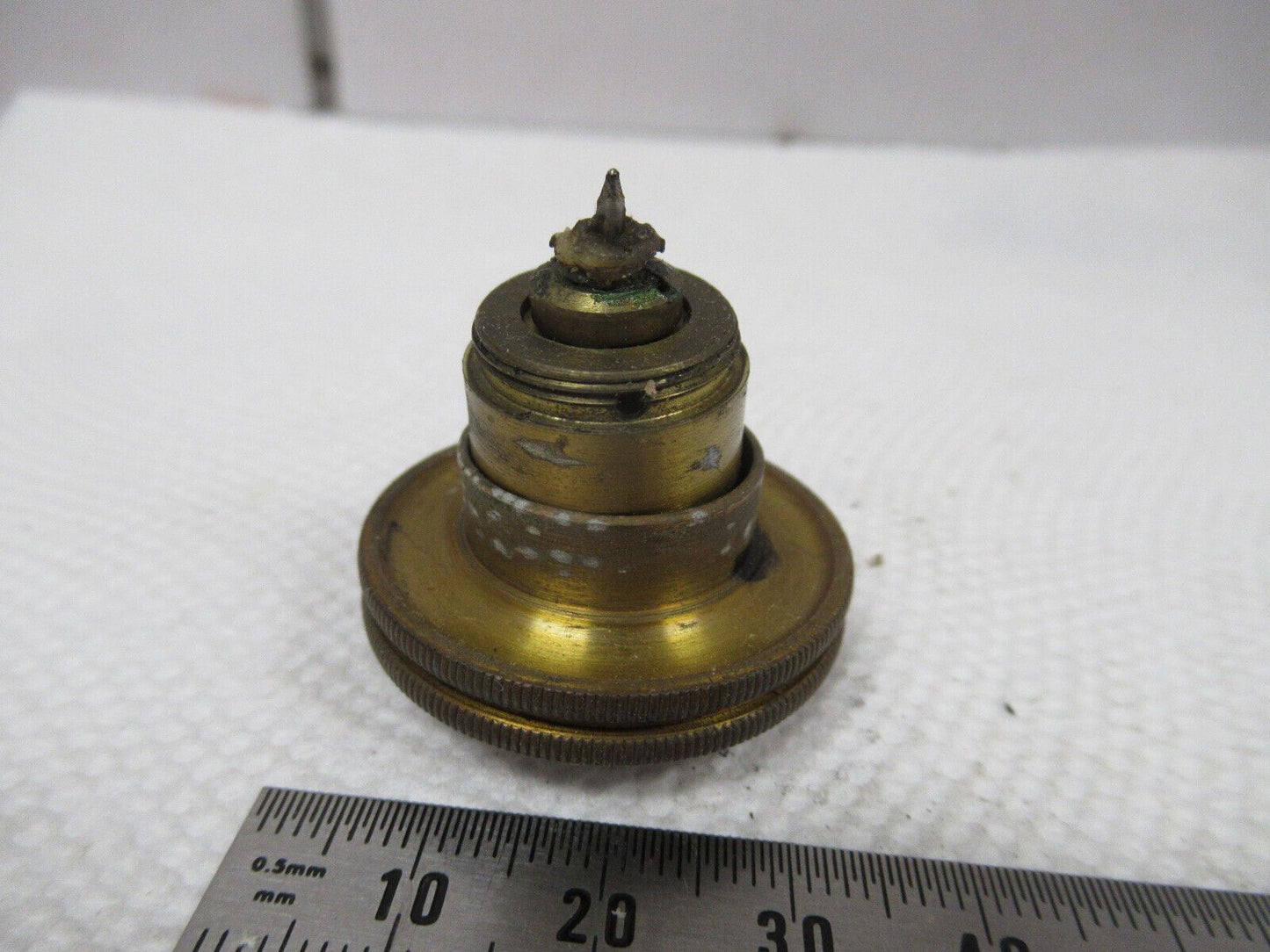 MICROSCOPE PART ANTIQUE BAUSCH LOMB FRAME ADJUST KNOB AS PICTURED BIN#W1-A-111