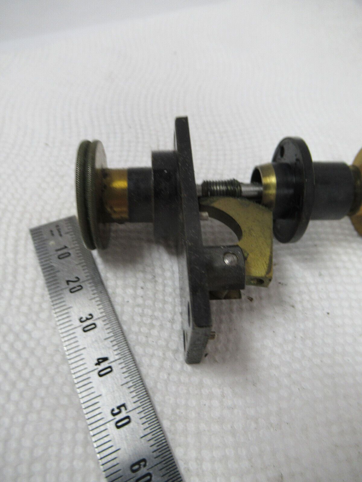 MICROSCOPE PART ANTIQUE BAUSCH LOMB FRAME FINE ADJUST AS PICTURED BIN#W1-A-110