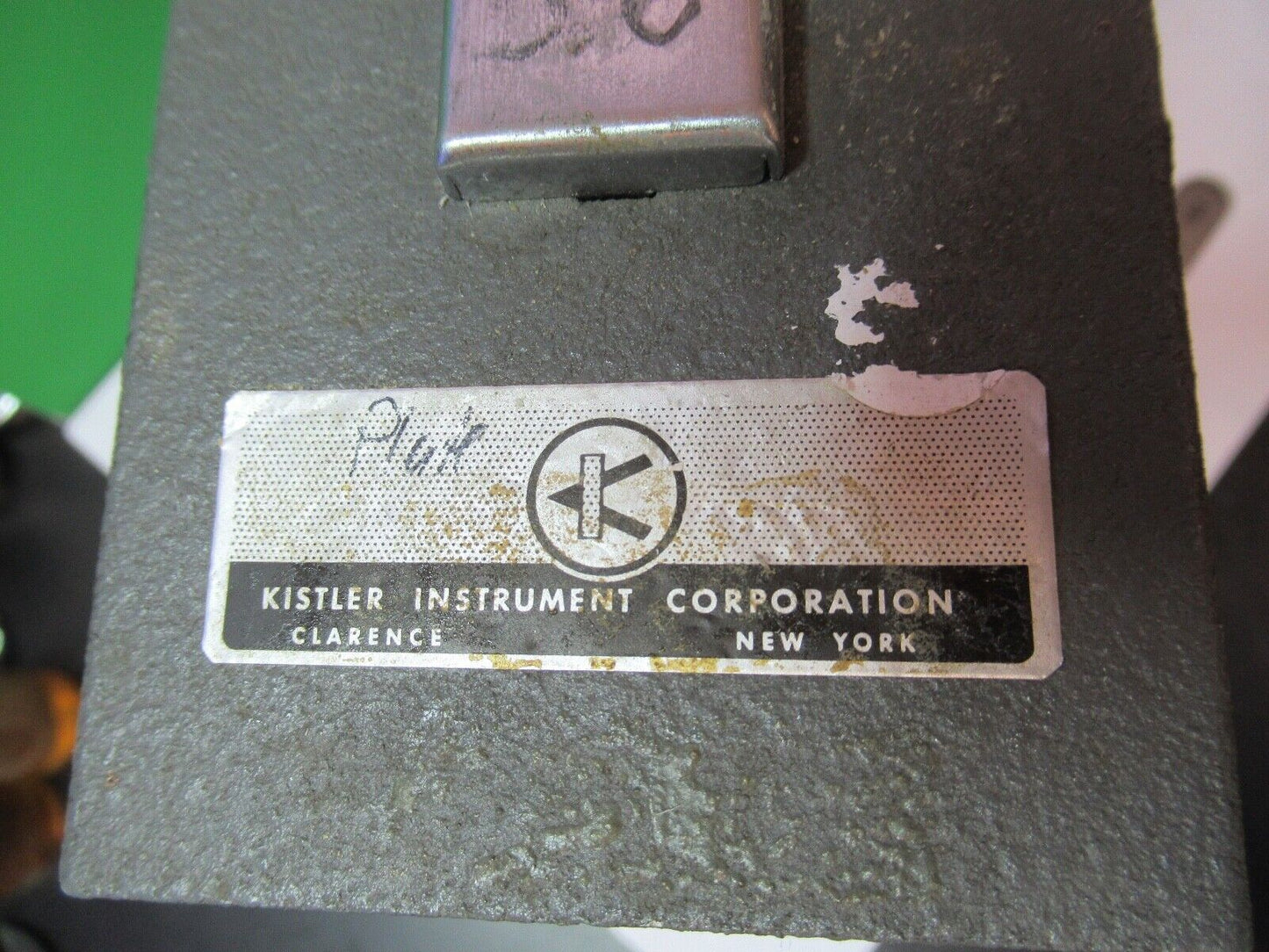 KISTLER VINTAGE CHARGE AMPLIFIER 504 for ACCELEROMETER AS PICTURED TD-4