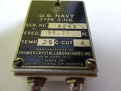 ANTIQUE QUARTZ RADIO CRYSTAL U.S. NAVY PREMIER FREQUENCY CONTROL #W7-52