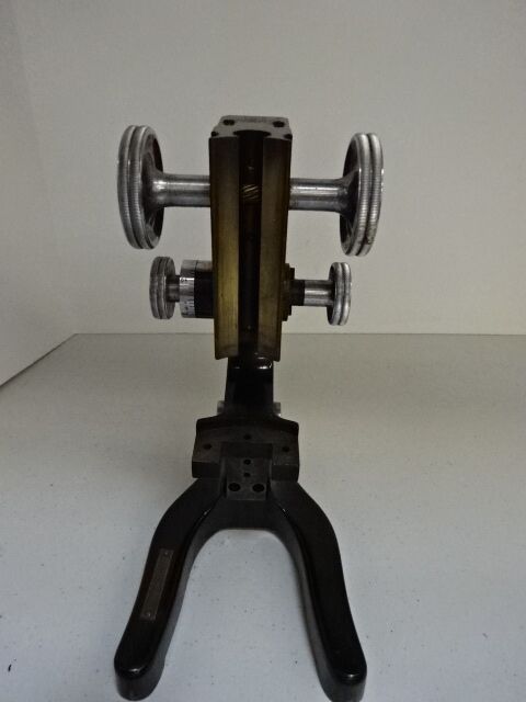 MICROSCOPE PART LIMB FRAME ERNST LEITZ GERMANY ANTIQUE ITEM  AS IS #TC-2